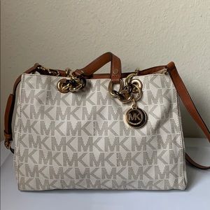 Michael Kors bag
